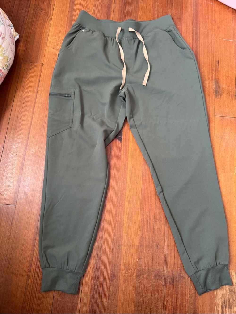 FIGS Moss Joggers